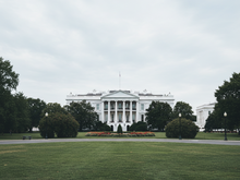 KI-generiert mit Google Gemini - Marktbericht Q3 2025